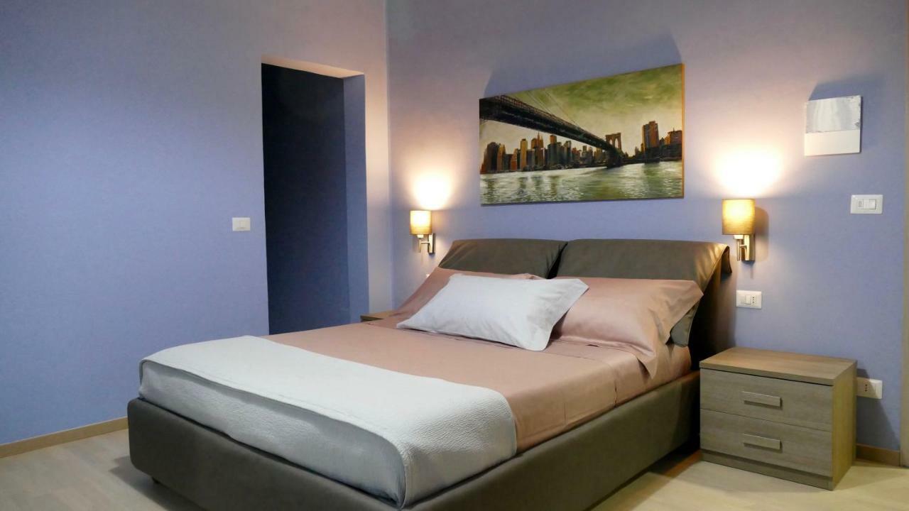Cairoli Exclusive Rooms & Suite Bríndisi Exterior foto